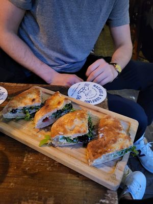 Foccacia tapas dish at Blu Bar in Barcelona