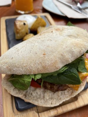 Burger  at Blu Bar in Barcelona