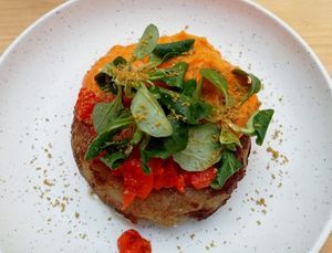 Tortilla de patata y pimiento at Blu Bar in Barcelona