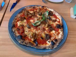 NEAPOLITANS DO IT BETTER at Blu Bar in Barcelona