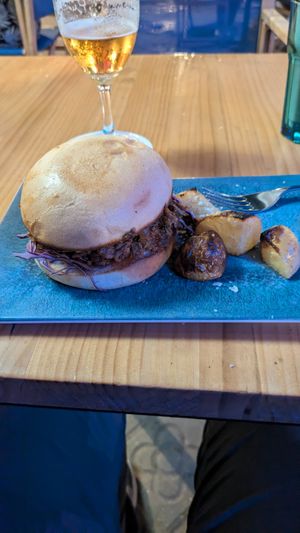 Pull pork goes happy at Blu Bar in Barcelona