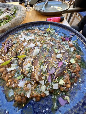 Steake de bolets con lentejas pada chupar y no dejar  at Blu Bar in Barcelona