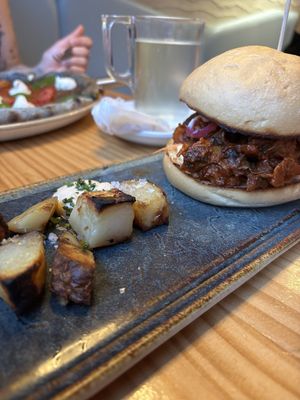 Pulled Pork Burger at Blu Bar in Barcelona
