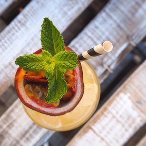 AMAZING COCKTAILS at Blu Bar in Barcelona