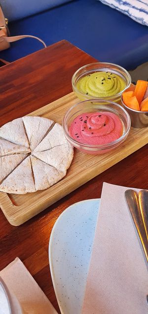 Hummus at Blu Bar in Barcelona