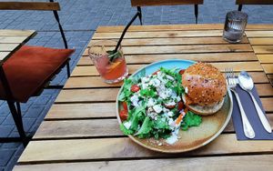 Burger with vegan feta and vegan meat patty at Foodvibes in Antwerpen