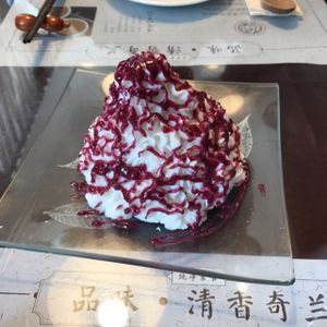 Chinese yam with blueberry jam- so big, couldn't finish it!  at SUHU - Huayuan Building in Beijing