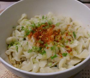 Noodles in soy sauce  at SUHU - Huayuan Building in Beijing