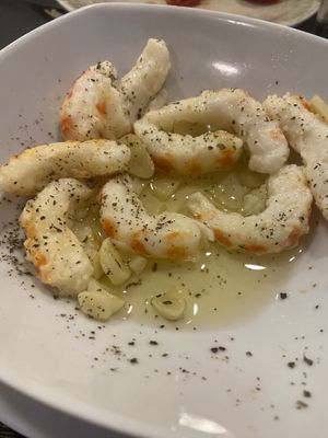 Cambas al ajillo   at Batoi Cafe Bar in San Vicente Del Raspeig