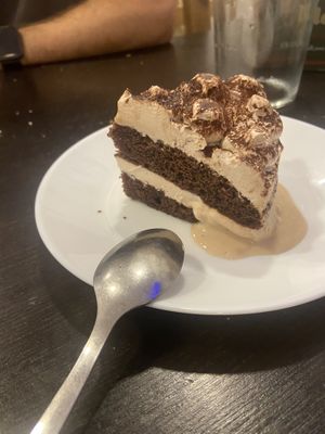 Tiramisú (en realidad era más bien una tarta congelada de chocolate)   at Batoi Cafe Bar in San Vicente Del Raspeig