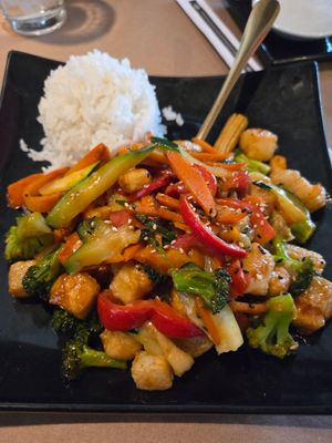 Tofu peanut stir fry at The Happy Sumo in Provo