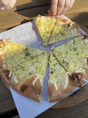 Flatbread with vegan cheese  at Scotts Brewing Co in Oamaru