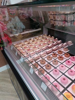  at Viola's Patisserie in Eindhoven