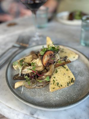 Garlic mushroom starter  at Beck Hall in Malham