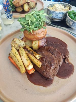 Sunday dinner at Beck Hall in Malham