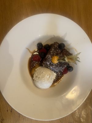 Sticky Toffee Puddingg  at Beck Hall in Malham