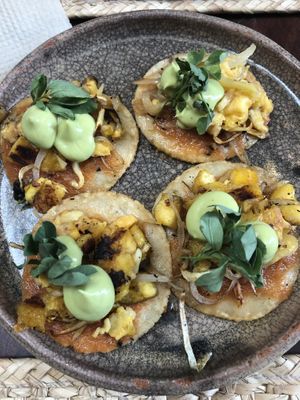 Garnachas veracruzanas  at Na Tlali in Mexico City