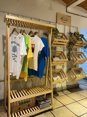 También hay tienda   at Na Tlali in Mexico City