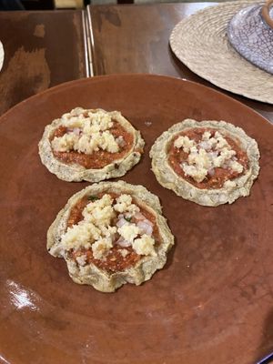 Sopecitos de cortesía   at Na Tlali in Mexico City