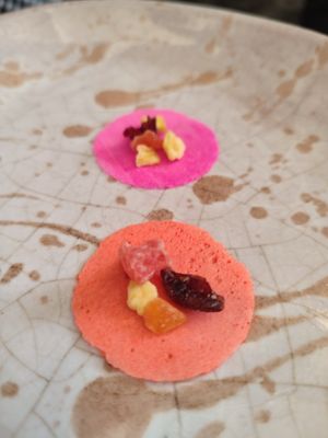 Obleas se cortesía. at Na Tlali in Mexico City