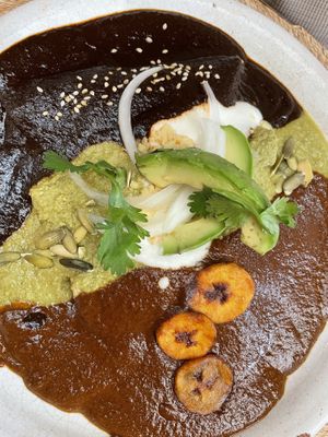 Emboladas pintas   at Na Tlali in Mexico City