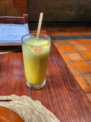 jugo verde at Na Tlali in Mexico City