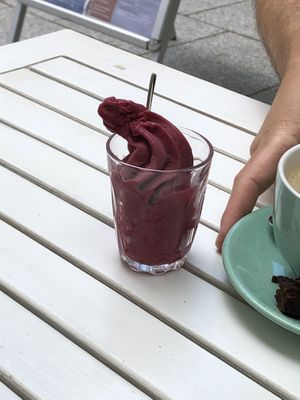 Berry ice cream at Cafe Isla in Stuttgart