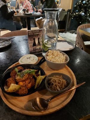 Spicy Chilli Pot at BaganHood 蔬食餐酒館 in Taipei