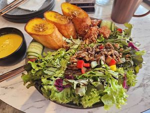 Brunch: French pudding bread at BaganHood 蔬食餐酒館 in Taipei