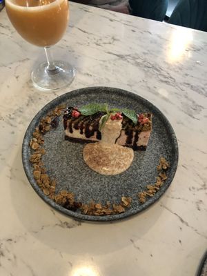   at BaganHood 蔬食餐酒館 in Taipei