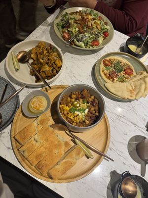 Dinner set  at BaganHood 蔬食餐酒館 in Taipei