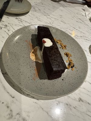 Vegan Brownie (dinner set)   at BaganHood 蔬食餐酒館 in Taipei