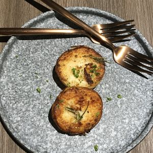 Roasted potatoes, on the house at BaganHood 蔬食餐酒館 in Taipei