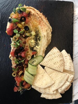 Hummus appetizer  at BaganHood 蔬食餐酒館 in Taipei