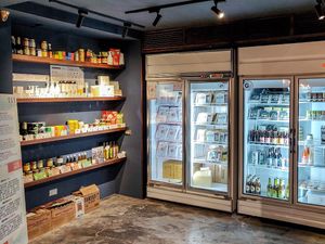 Shop section at BaganHood 蔬食餐酒館 in Taipei