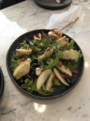 Artichokes Salad at BaganHood 蔬食餐酒館 in Taipei