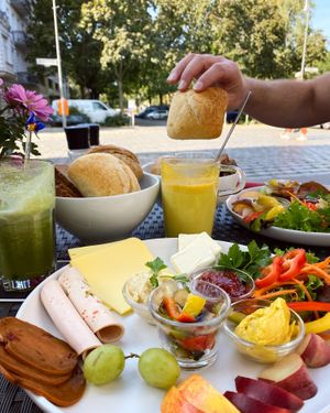 Großes Frühstück  at Monkey Mind in Berlin