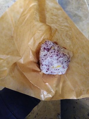 Yukari at Omusubi Gonbei in Paris