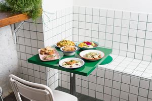 Algunos de nuestros platos posando felizmente. Some of our dishes happily posing. at Romero Verde in Madrid