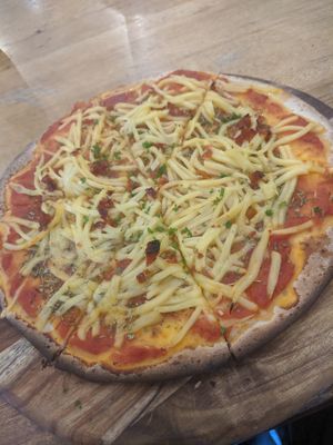 Vegan Margherita with Carolina reaper chilli  at Spotswood Hotel in Spotswood