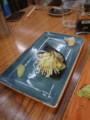 Yasai temaki at Misaki in Sorrento
