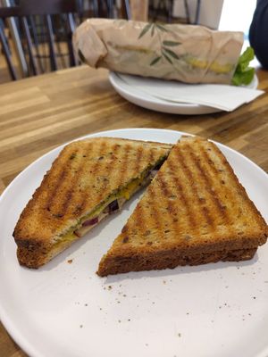  at Virgule in Toulouse