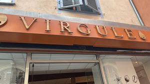   at Virgule in Toulouse