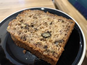 Banana bread at Virgule in Toulouse