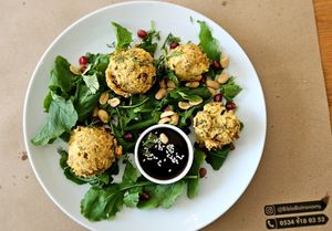 Falafel at Biblo in Canakkale