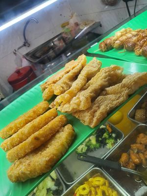 Fried stuff ~ at K Tree 康妙素食馆 in Central Singapore