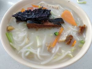 Sliced fish noodles soup at K Tree 康妙素食馆 in Central Singapore