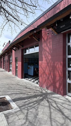 New locationn  at Bo's Falafel Bar in Bend