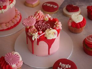 Valentine's 2024. Bento cakes & sugar cookies. at Heirloom in Edlesborough