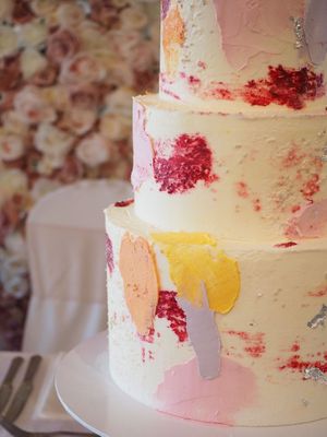 Raspberry & Yuzu wedding cake at Heirloom in Edlesborough
